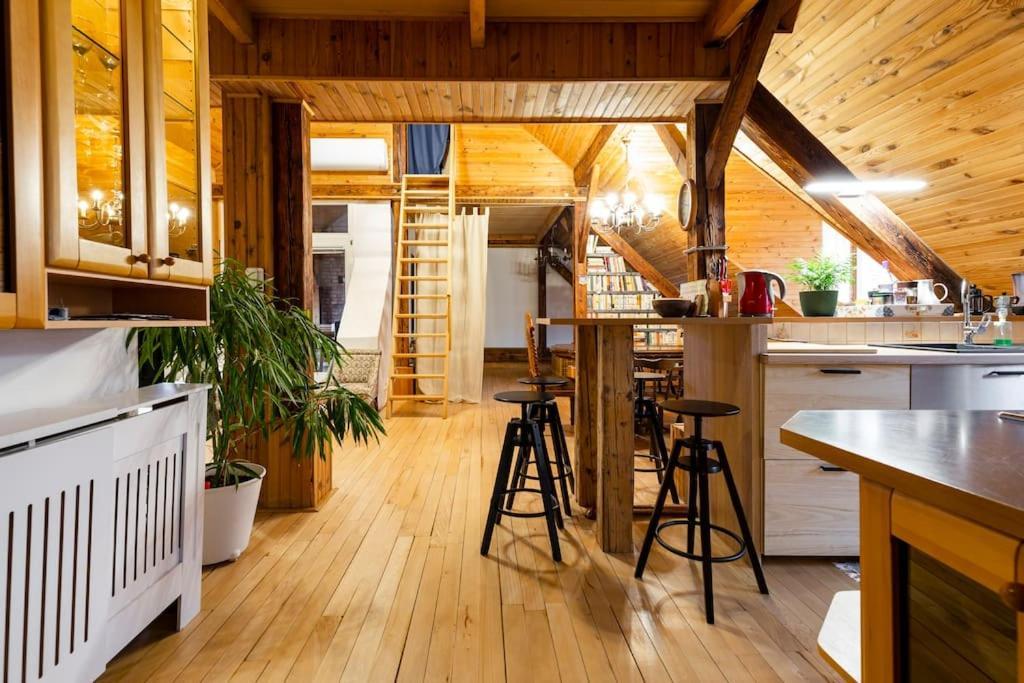 Rooftop 180M2 Loft With Private Sauna, Bratislava Eksteriør bilde