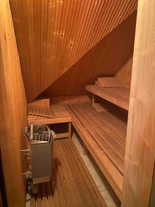 Rooftop 180M2 Loft With Private Sauna, Bratislava Eksteriør bilde