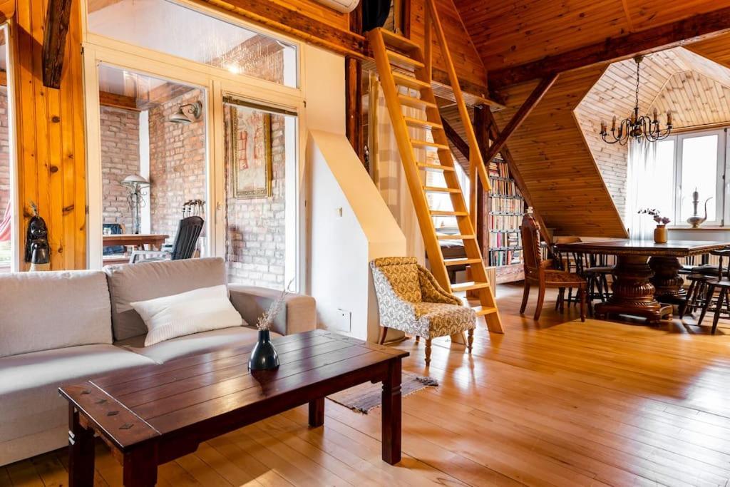 Rooftop 180M2 Loft With Private Sauna, Bratislava Eksteriør bilde