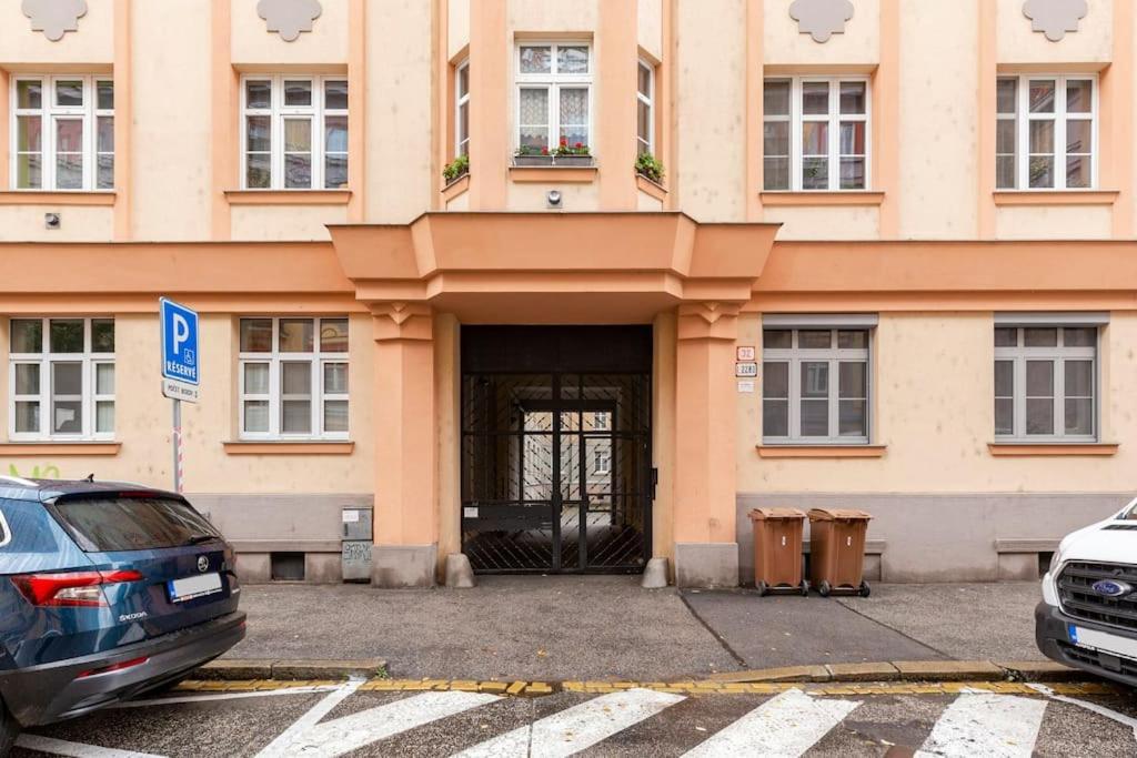 Rooftop 180M2 Loft With Private Sauna, Bratislava Eksteriør bilde